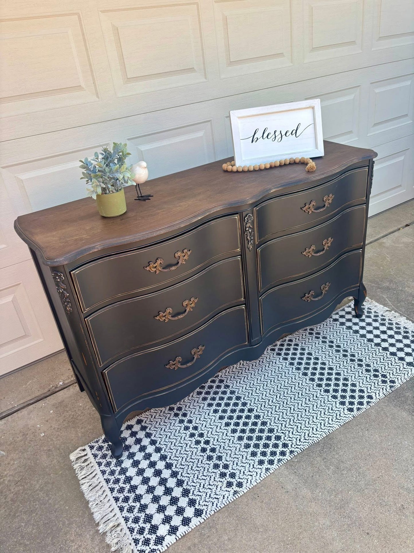 Tricorn Distressed Provincial Dresser